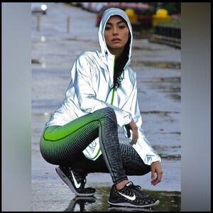 NIKE | Vapor Flash Running Jacket Full Reflective‎ Reversible Gray Women’s XXL